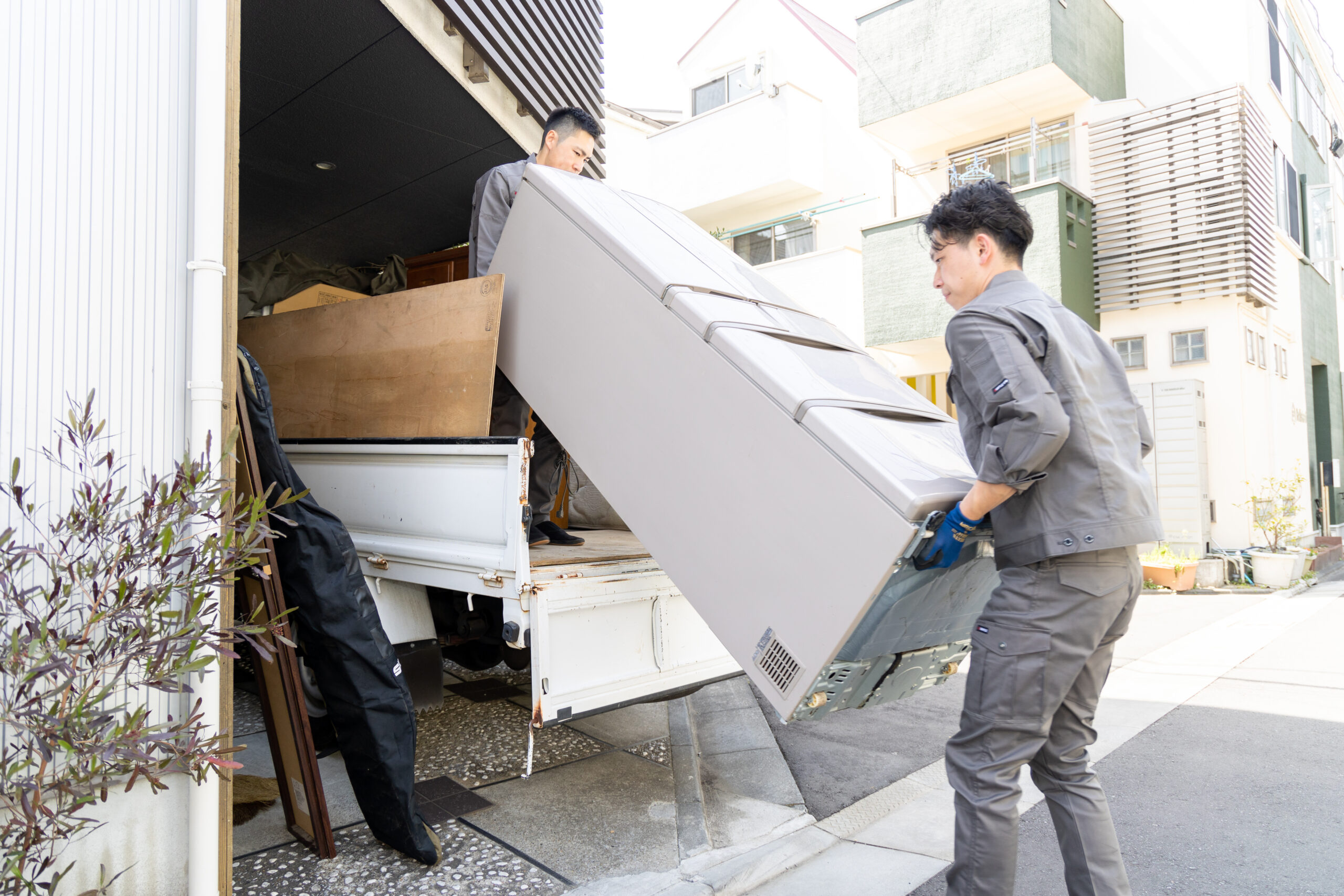 武蔵村山市 遺品整理 業者 冷蔵庫 運び出し