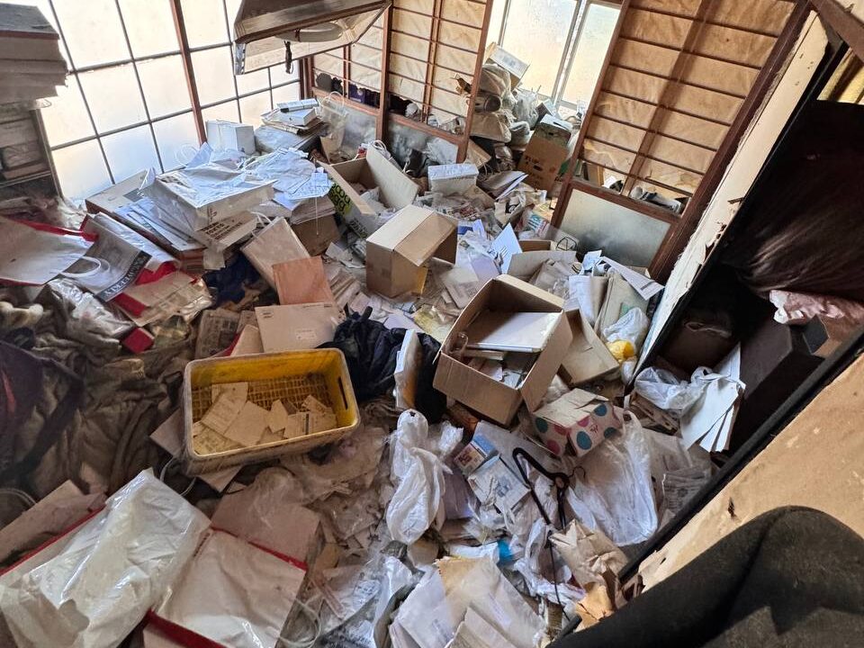 実家 ゴミ屋敷 片付け 所沢市